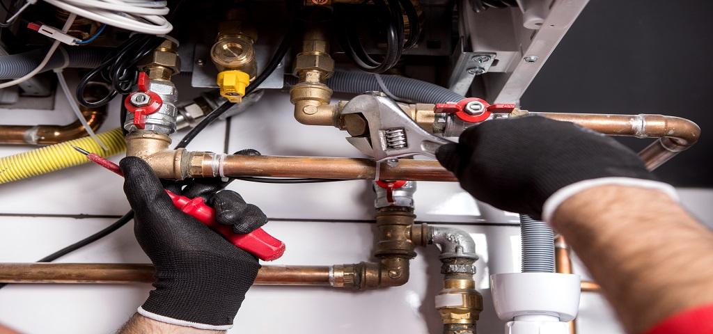 Emergency Plumbers- What to Look for and Where to Start From